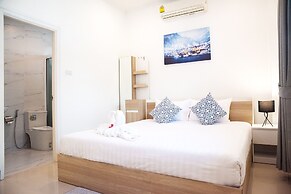 6 Bedroom Tropical Pool Villa - V6