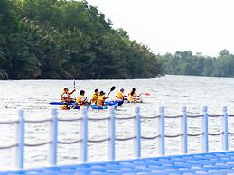 Wonderland Suites and Resort