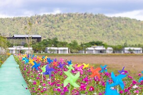 Wonderland Suites and Resort