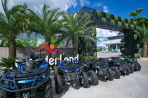 Wonderland Suites and Resort