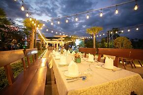 Wonderland Suites and Resort