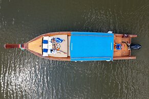 Wonderland Suites and Resort