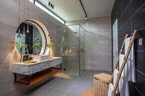 Wonderland Suites and Resort