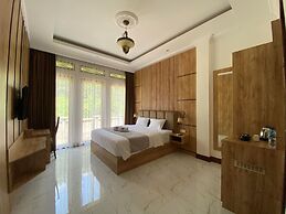 TOBA RETREAT MANSION AND VILLAS