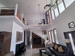 TOBA RETREAT MANSION AND VILLAS