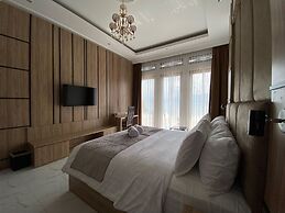 TOBA RETREAT MANSION AND VILLAS