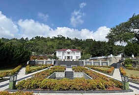 TOBA RETREAT MANSION AND VILLAS