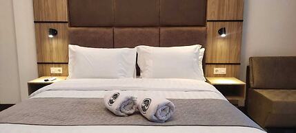 TOBA RETREAT MANSION AND VILLAS