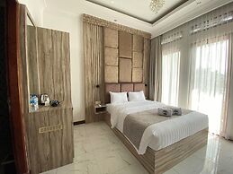 TOBA RETREAT MANSION AND VILLAS