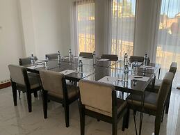 TOBA RETREAT MANSION AND VILLAS