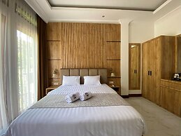 TOBA RETREAT MANSION AND VILLAS