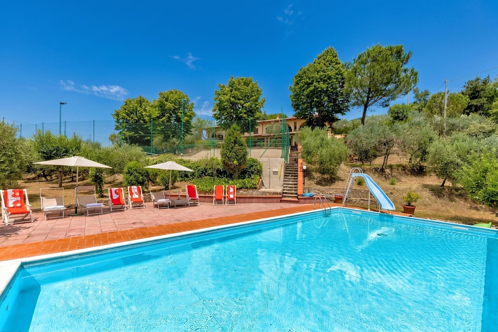 Home in Tusany With Private Pool&tennis