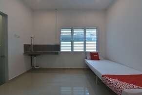 OYO 90889 Narasindo Cottage