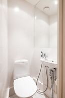 2ndhomes Top Floor 3BR Apartment w Sauna