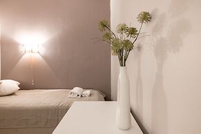 2ndhomes Bright & Spacious 5BR Apartment