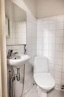 2ndhomes Bright & Spacious 5BR Apartment