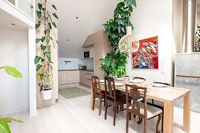 2ndhomes 2BR Penthouse w Terrace&Sauna