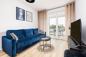 Colorful Apartment Luzycka by Renters