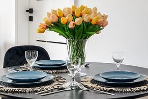 Colorful Apartment Luzycka by Renters