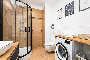 Colorful Apartment Luzycka by Renters