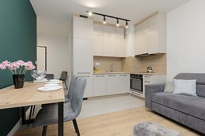 Family Apartment Białołęka by Renters