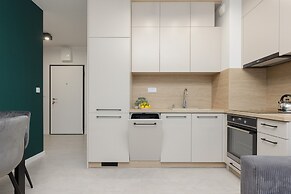 Family Apartment Białołęka by Renters