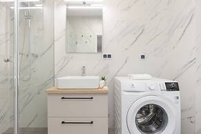 Family Apartment Białołęka by Renters