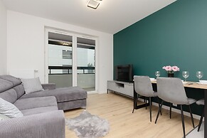 Family Apartment Białołęka by Renters