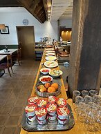 Hotel Waldquelle - Baumhaushotel Aerzen