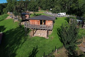 Hotel Waldquelle - Baumhaushotel Aerzen