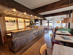 Hotel Waldquelle - Baumhaushotel Aerzen