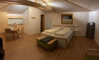 Hotel Waldquelle - Baumhaushotel Aerzen