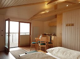Hotel Waldquelle - Baumhaushotel Aerzen