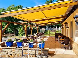 Hotel Waldquelle - Baumhaushotel Aerzen