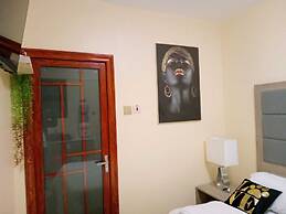 Lux Suites Kileleshwa Studio Apartments
