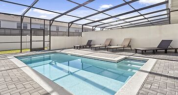 Family Kissimmee 5BR Home Pool Loft Tub