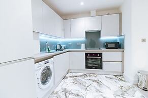 Inviting 1 Bed Apartment in Purley
