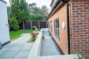 Stunning 1-bed Apartment in Purley