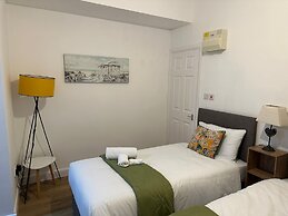 Delightful Delta-studio Apt,walk-2leeds City,wifi