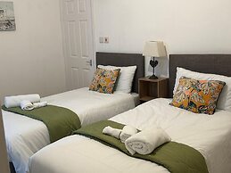 Delightful Delta-studio Apt,walk-2leeds City,wifi
