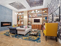 Cincinnati City Club Apartments by Airriva