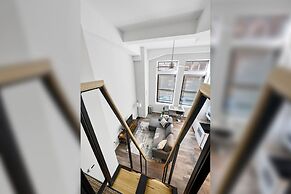 Cincinnati City Club Apartments by Airriva