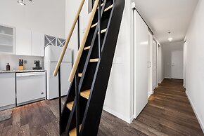 Cincinnati City Club Apartments by Airriva