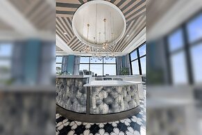 Cincinnati City Club Apartments by Airriva