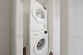 Cincinnati City Club Apartments by Airriva