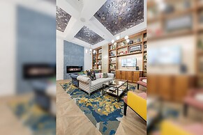 Cincinnati City Club Apartments by Airriva