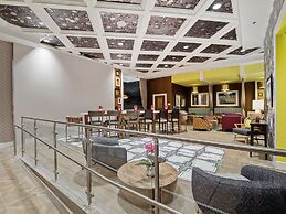 Cincinnati City Club Apartments by Airriva