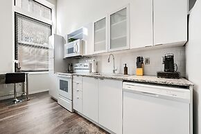 Cincinnati City Club Apartments by Airriva