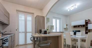 Modern House Santa Rita by Wonderful Italy