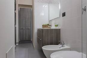 Modern House Santa Rita by Wonderful Italy